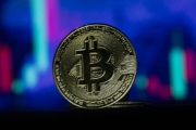 Bitcoin Losses Accelerate Following ETF Launch, Ether Posts a 15% Gain on Week